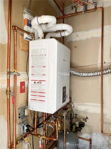 Building Photo - 77 Marion Ave