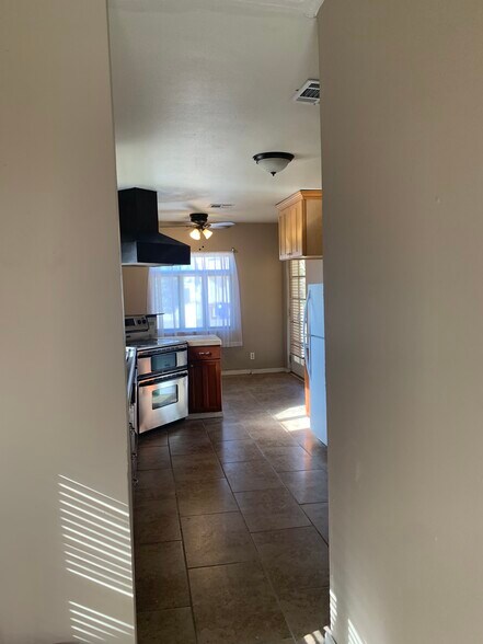 Kitchen and dining - 200 W Lucero Ave