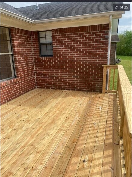 Building Photo - 137 Laredo Cir