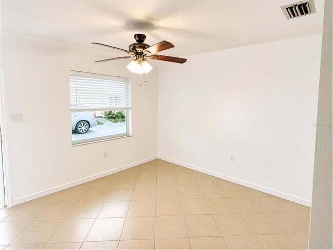 Building Photo - 4928 Getner St
