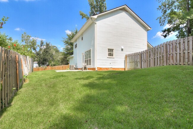 Building Photo - 321 Timberidge Dr