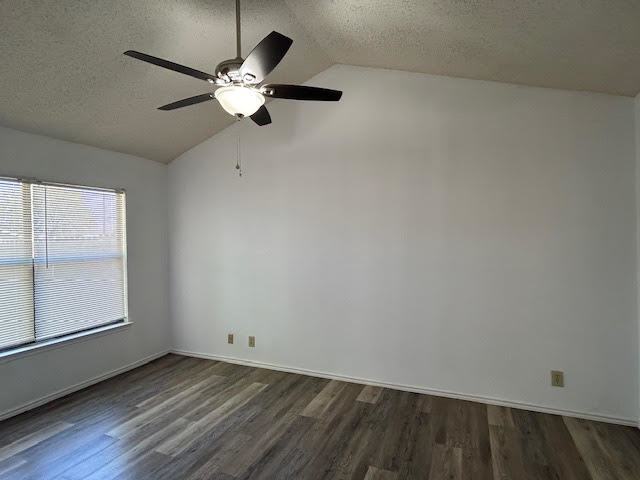 Building Photo - Heritage Park Updated 3 Bedroom, 2 Bath an...