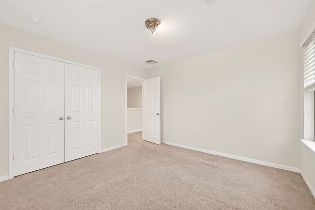 Building Photo - 21454 Piralta Ridge Ln