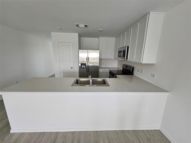 Building Photo - 117 Tall Timbers Trl