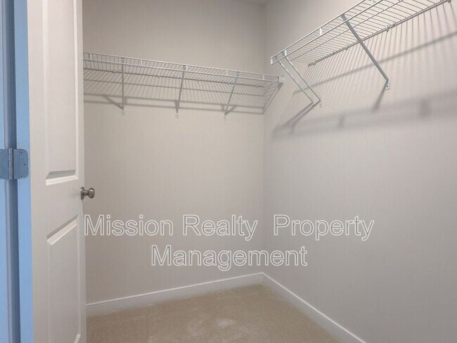 Building Photo - 14639 Hancock Towns Dr