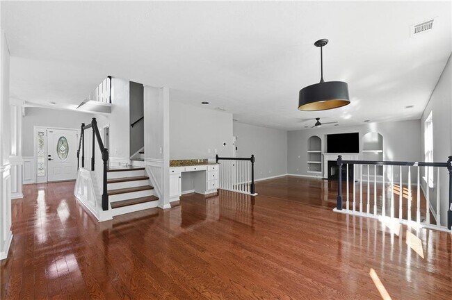 Building Photo - 1328 Avington Glen Dr SE