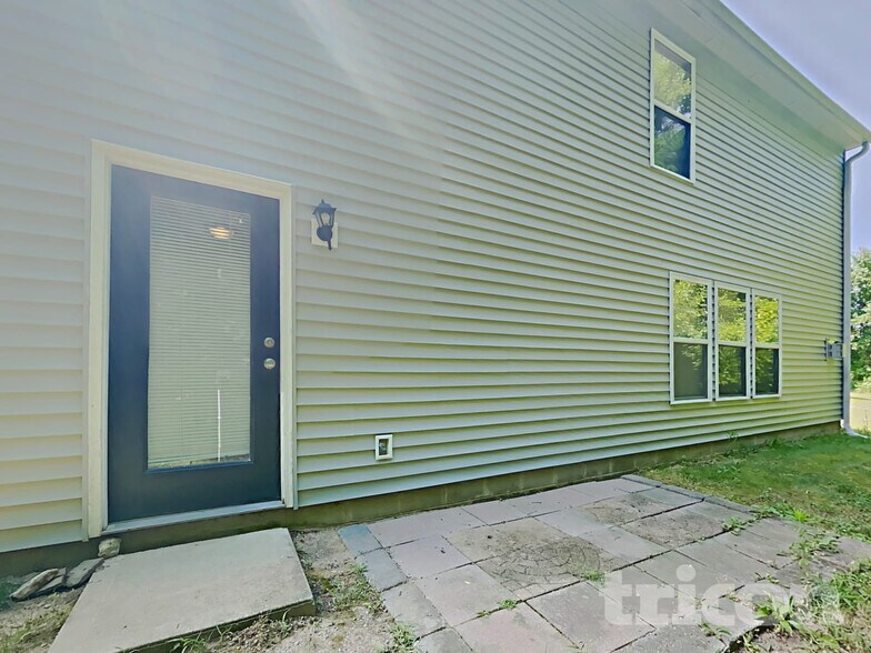 Building Photo - 7921 Crackling Ln