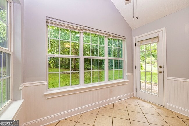 Building Photo - 227 Cranford Mill Dr