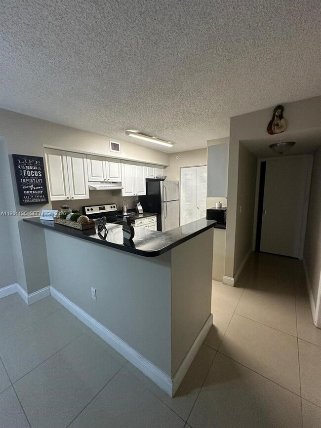 Building Photo - 12124 St.Andrews Pl