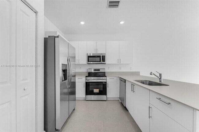 Building Photo - 35745 SW 178th Ave