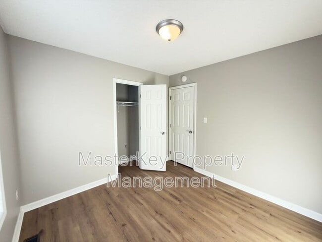 Building Photo - 1101 Amber Acres Ln