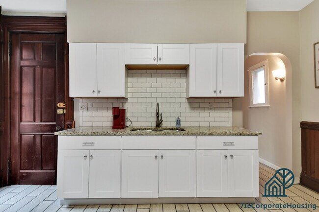 Building Photo - Furnished 2-Bedroom Lower Apartment on Prospect Ave