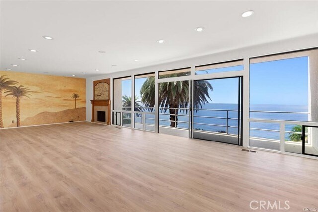 Building Photo - 2105 W Paseo Del Mar