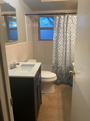 Building Photo - 3059 Cameo Ln