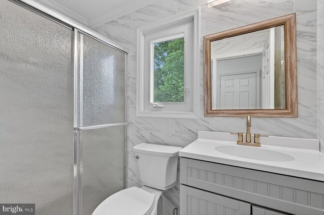 Building Photo - 9534 Braddock Rd