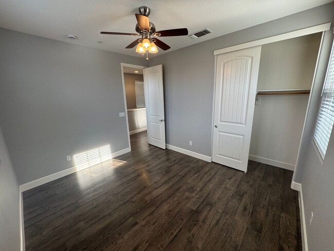 Building Photo - Single family North Natomas home | 3 bedro...