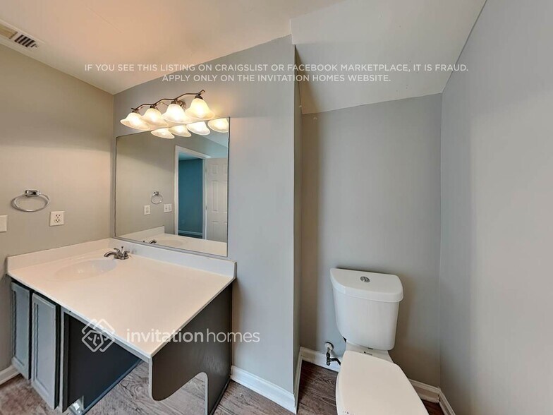 Building Photo - 2530 Thunder Basin Way