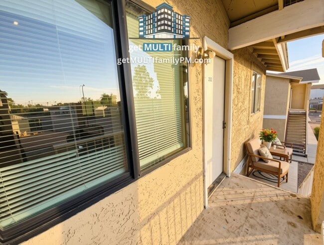 Building Photo - 7120 N 66th Dr