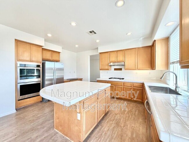 Building Photo - 31409 Orchard Ln