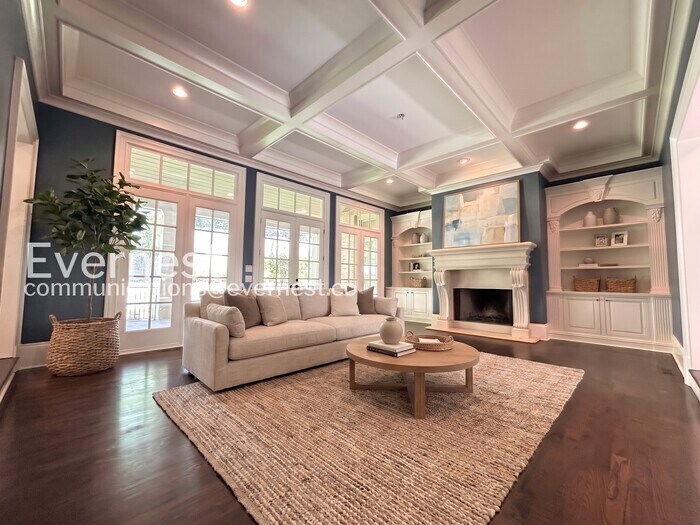 Building Photo - 5021 Heatherwood Ct