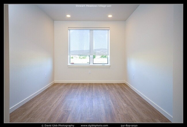 Building Photo - 1566 Myers Ln