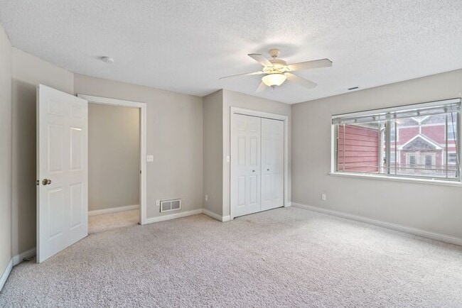 Building Photo - $2,500 | 4 Bedroom, 3.5 Bathroom Multi Flo...