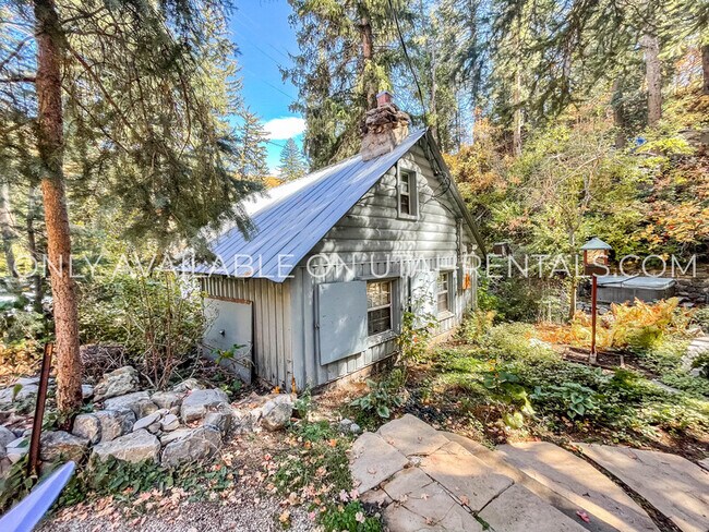 Building Photo - 3162 E Big Pne Cyn