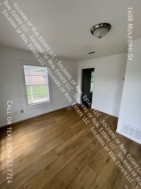 Building Photo - 1408 Mulford St