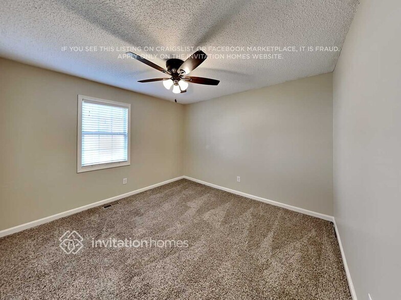 Building Photo - 25 Hedgerow Ct SE