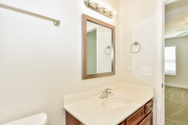 Building Photo - 216 Dimaggio Dr