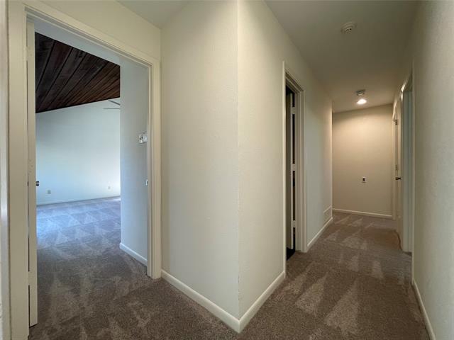 Building Photo - 6910 Brentfield Dr