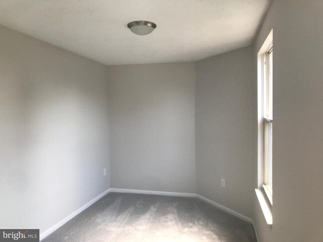 Building Photo - 532 Riggs Ct