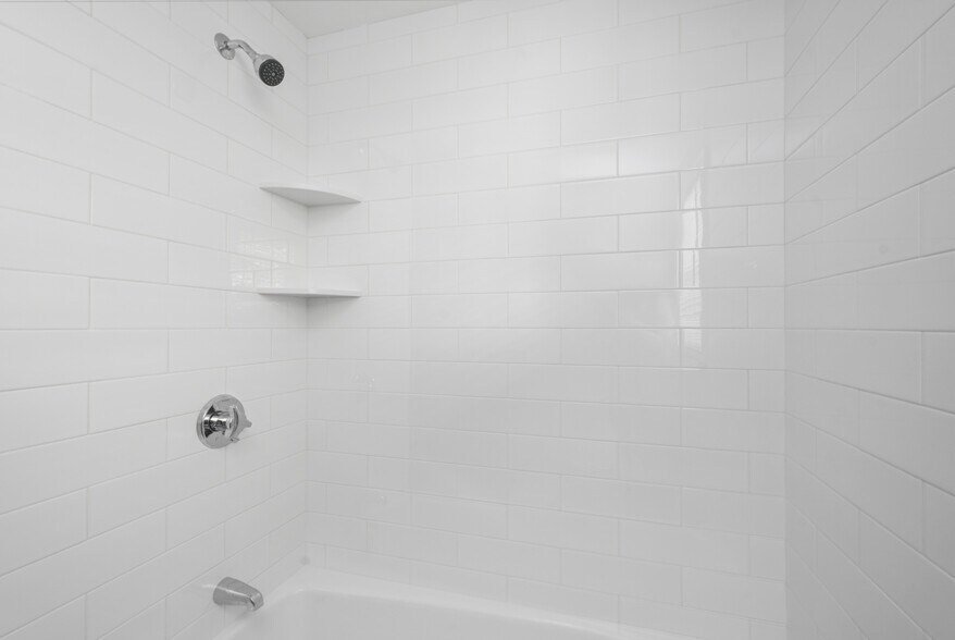 Building Photo - 40 W Wrentham Rd