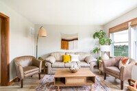 Building Photo - 10268 Cleveland Rd