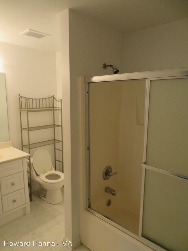 Building Photo - 2 br, 2 bath House - 520 Mary Robert Lane ...