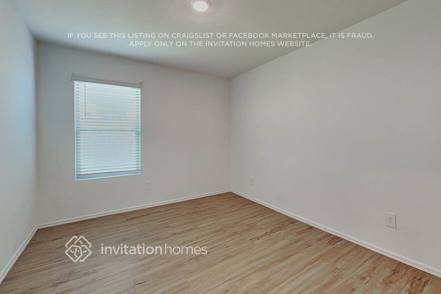 Building Photo - 18811 Charter Elm Dr