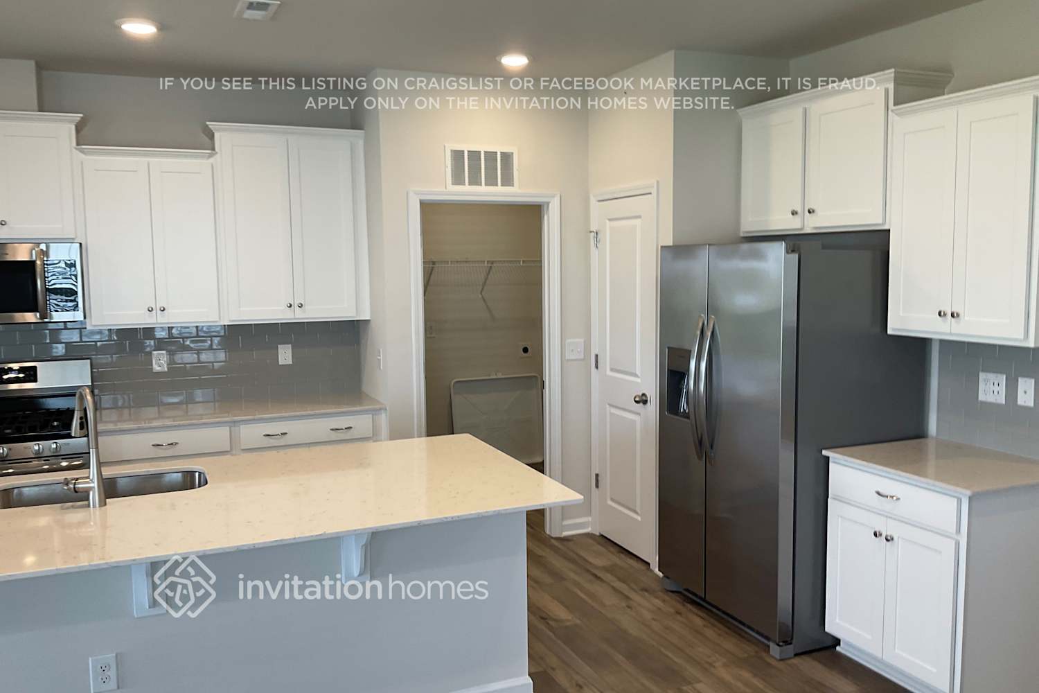 Building Photo - 113 Watrous Way