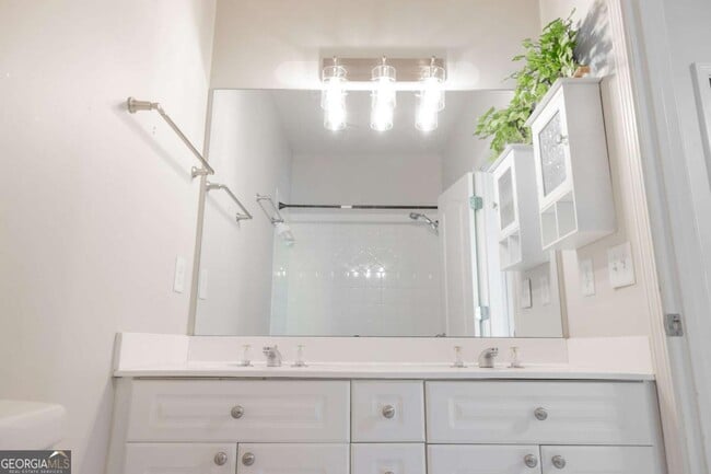 Building Photo - 1232 Harris Commons Pl