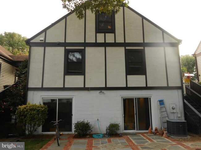 Building Photo - 9817 Pebble Weigh Ct