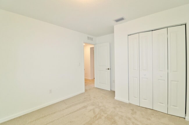 Building Photo - 721 Worlington Ln