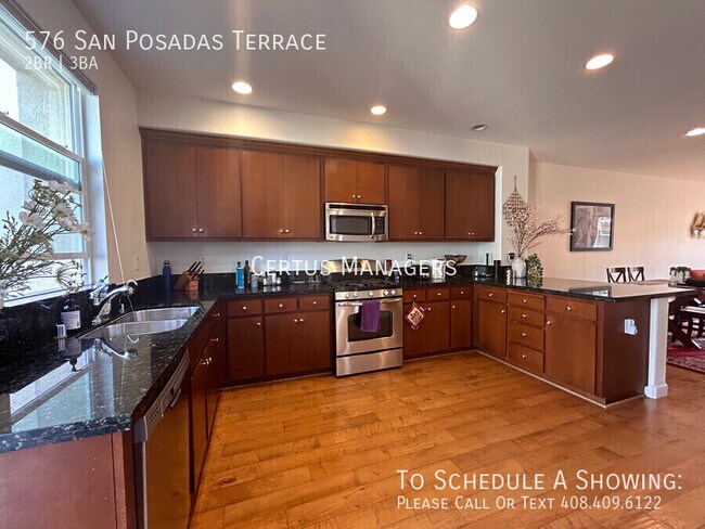 Building Photo - 576 San Posadas Terrace