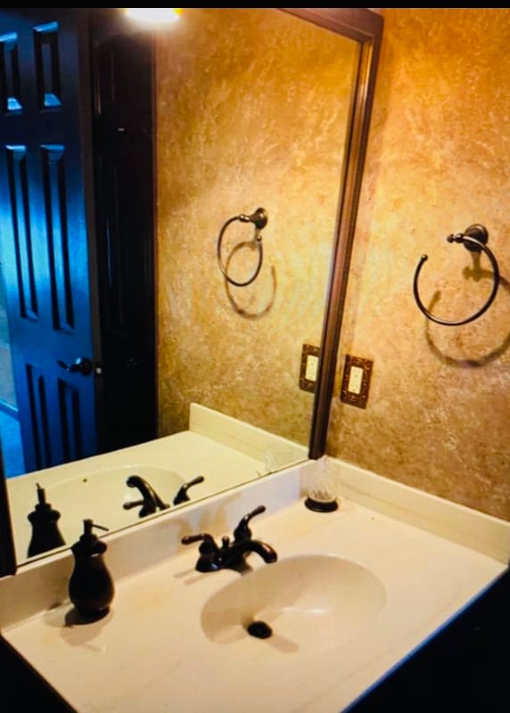 Building Photo - 5576 Clover Rise Ln