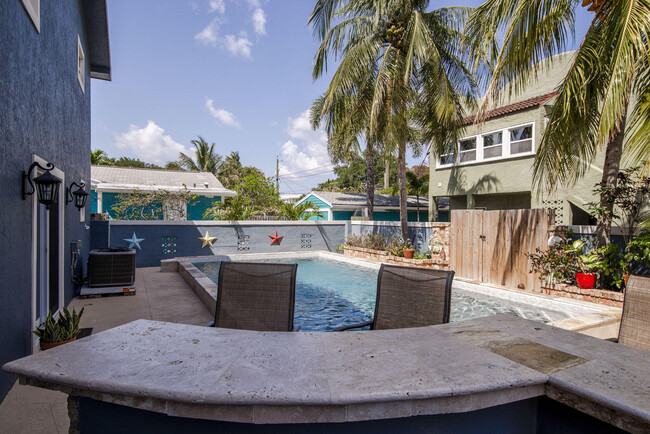 Building Photo - 130 Ocean Breeze