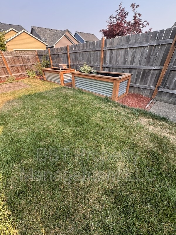 Building Photo - 1604 Webb Lake Dr