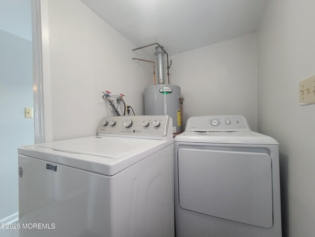 Building Photo - 38-40-40 Johnson Ln