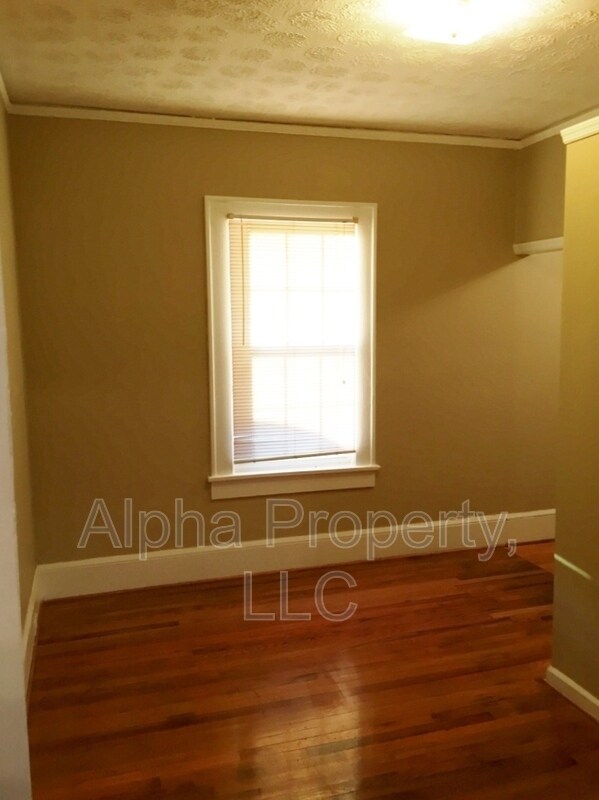 Building Photo - 304 Donnybrook Ave