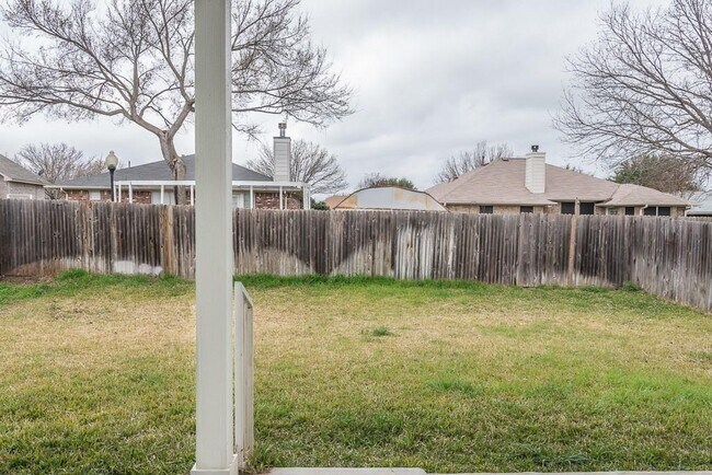 Building Photo - 520 Fort Thomas Pl