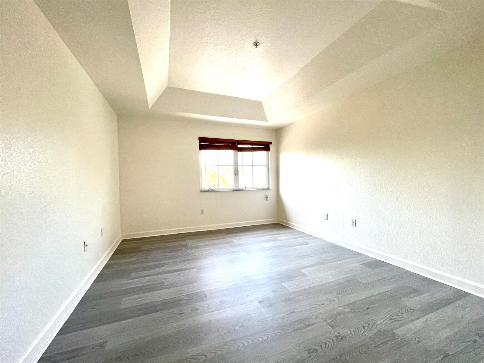 Building Photo - 1119 Shoma Dr