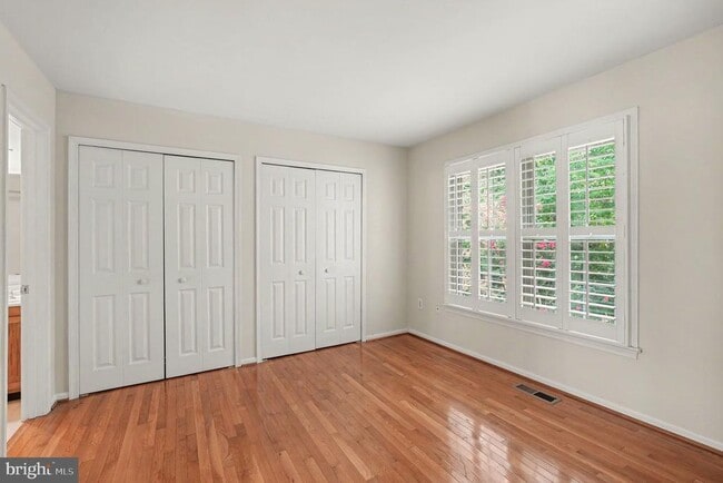 Building Photo - 15067 Maple Glen Ct