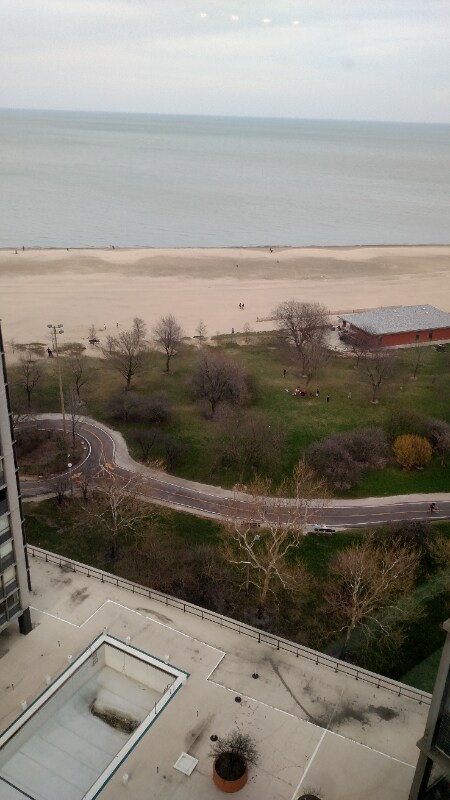 Building Photo - 5701 N Sheridan Rd